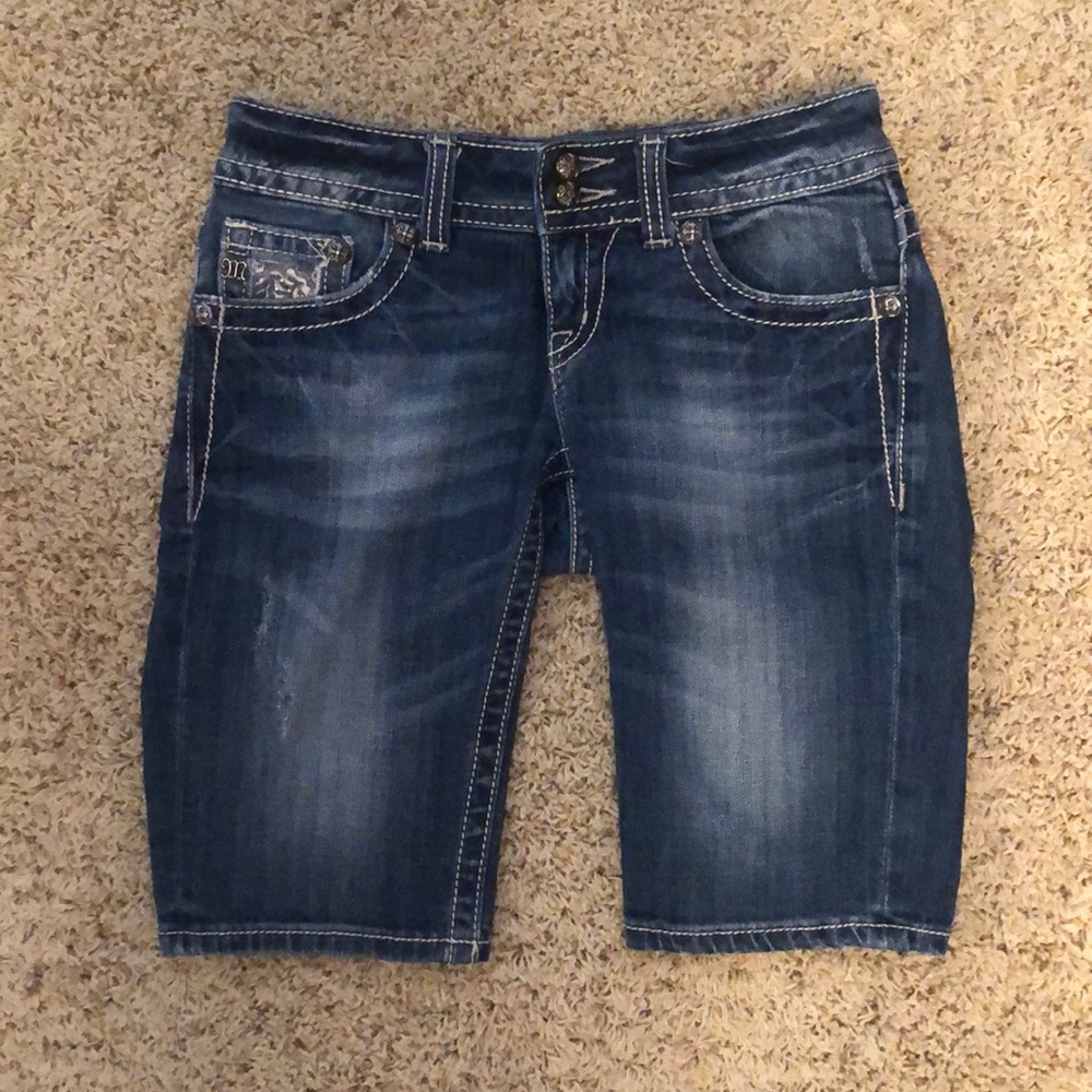 Miss Me Bermuda shorts